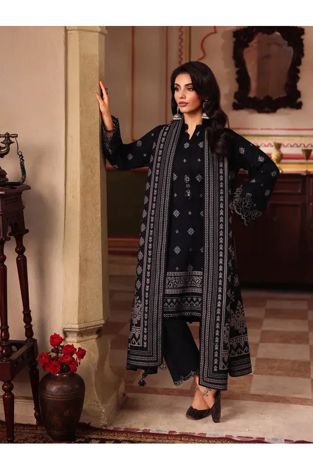 Pret 3Pc Embroidered Jacquard Suit